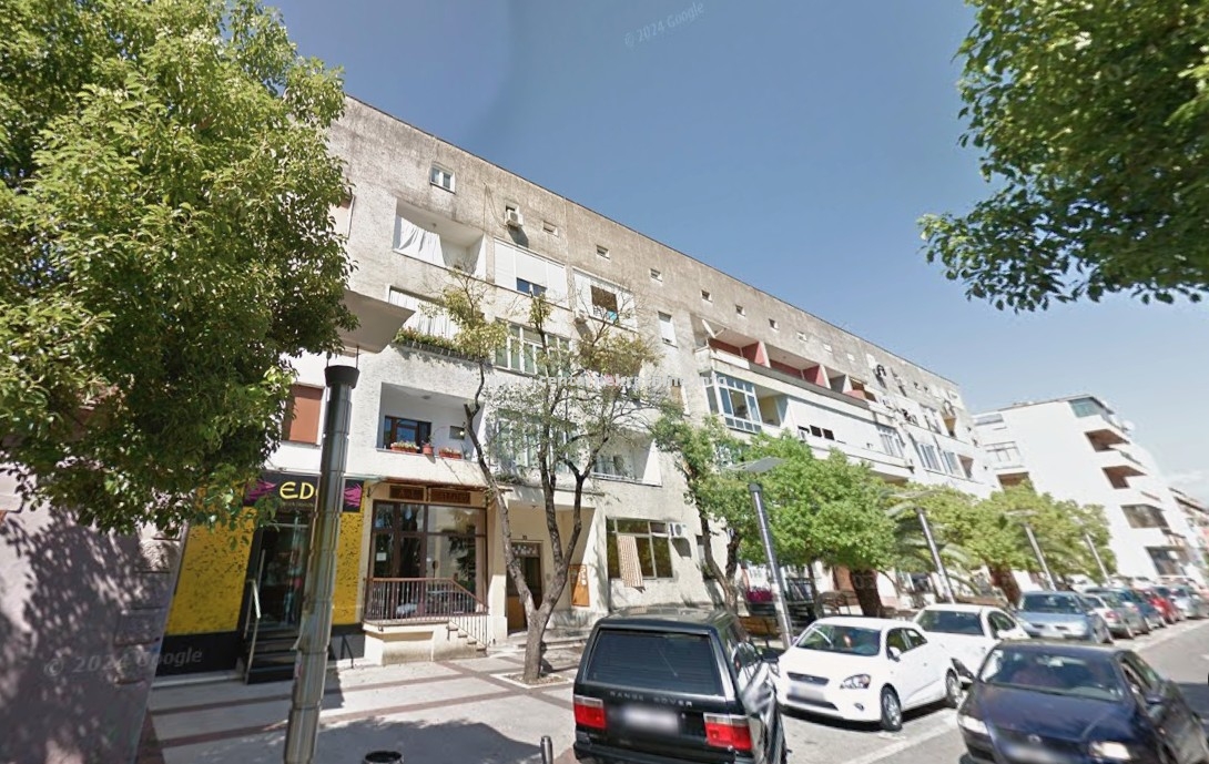 Prodaja, dvosoban stan 95m2, Centar, Podgorica